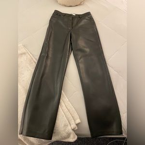 Aritzia - Wilfred - The Melina Pant - High-waisted Vegan Leather pants